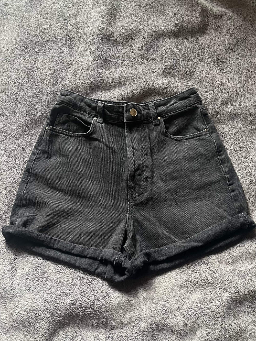 Zara Black High-Rise Rolled Hem Denim Shorts